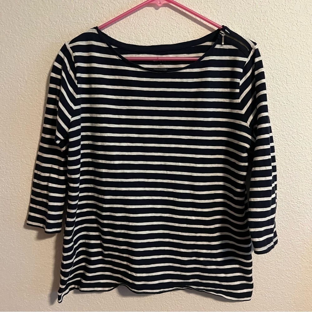 Stylus Blue and White Striped Shirt Size XL